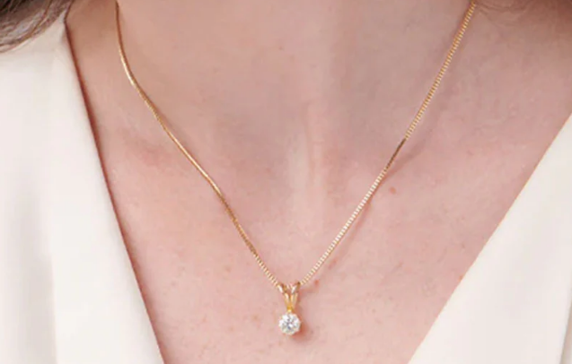 Royal Solitaire Necklace