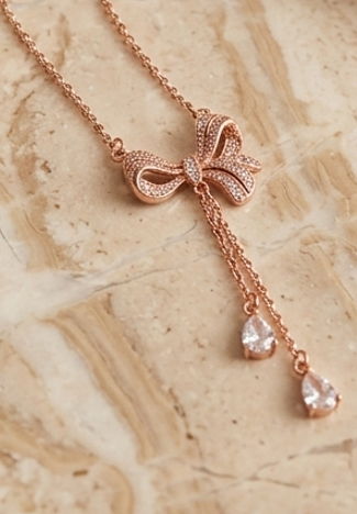 Eternal Bow Necklace