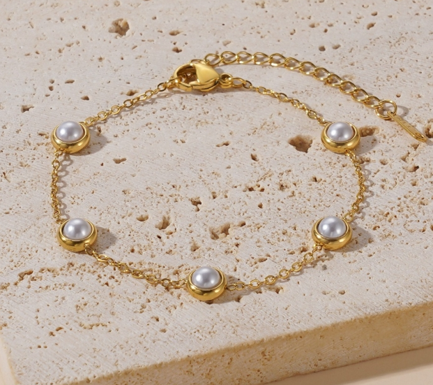 Pearl Gold Bracelet