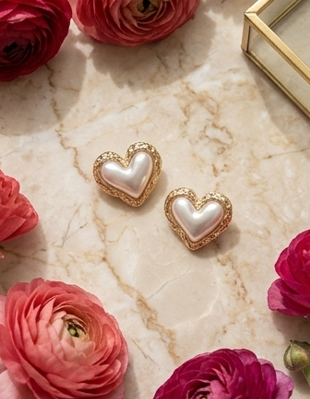Pearl Heaty Earrings