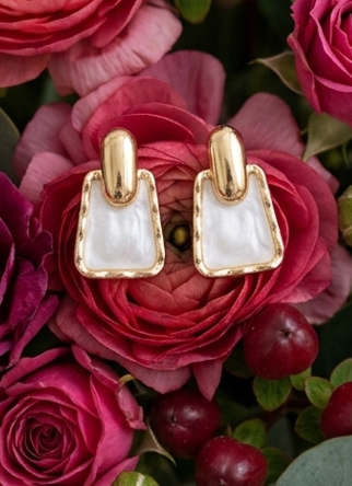 Gold Shine Earrings