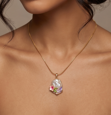 Pink Flower Shine Necklace