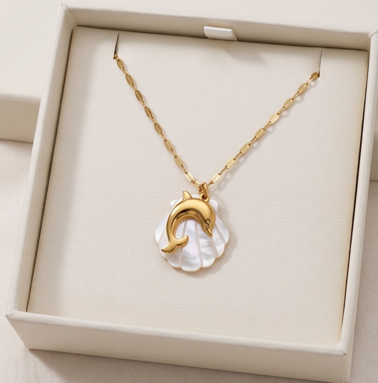 Dolphin Sheel Necklace