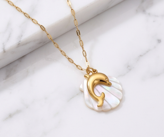 Dolphin Sheel Necklace