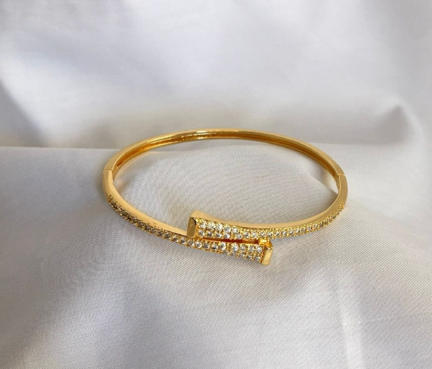 Twisted Elegance Bracelet