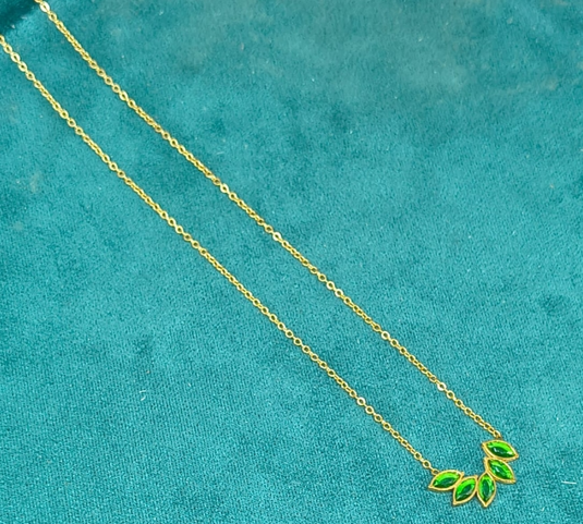 Emerald Diva Necklace