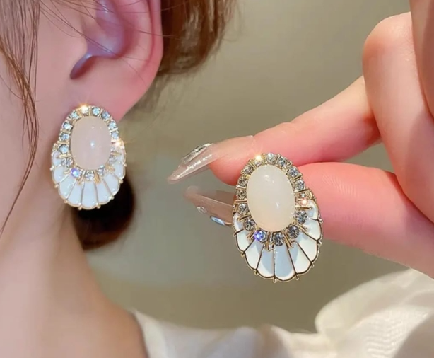 Shine Pearly Earrings