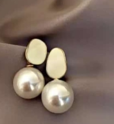Pearl Drop Earrings