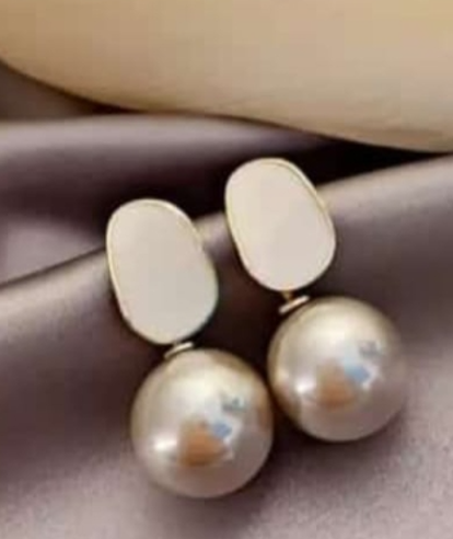 Delicate Pearl Silver Earrings