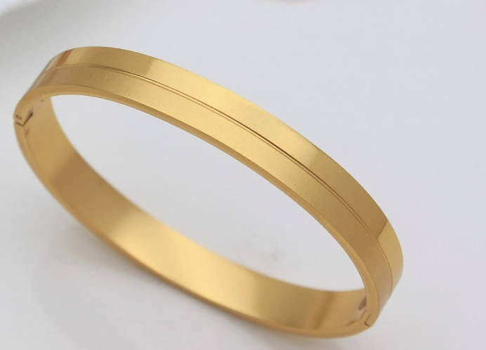 Gold Band Bracelet