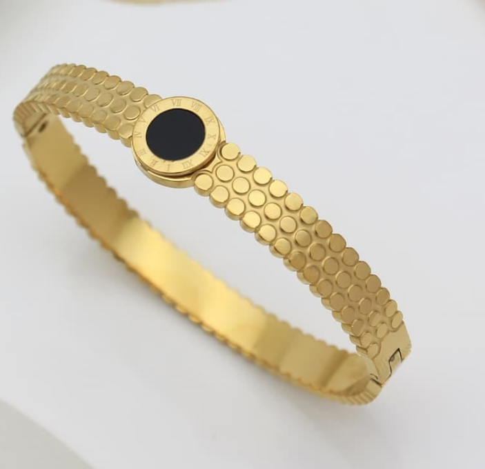 Gold Charms Shine Bracelet